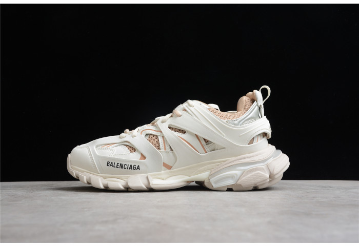 Ba*len*cia*ga track trainer