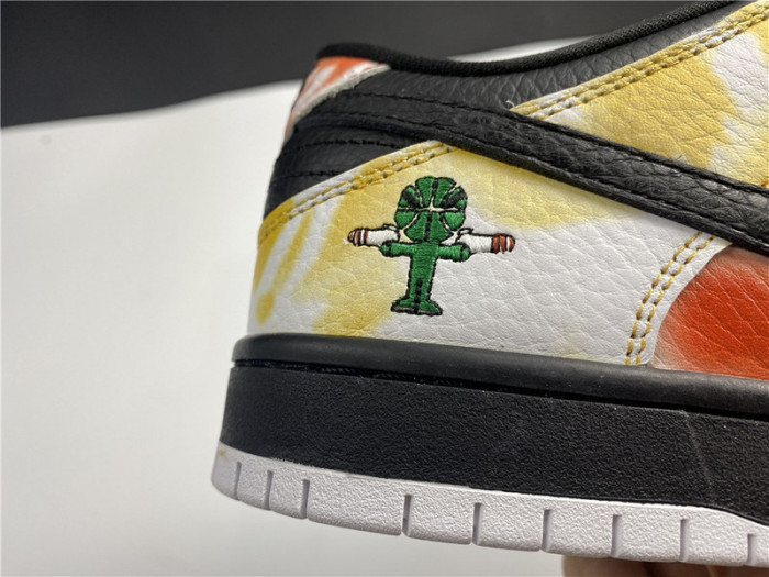 nike sb dunk low raygun tie-dye black bq6832-001