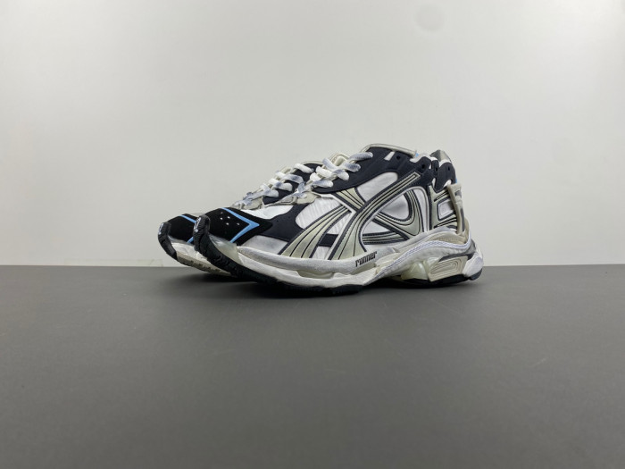Ba*len*cia*ga track runner  btt-207
