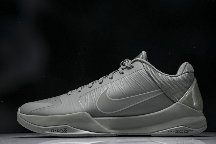 nike kobe  869454-006