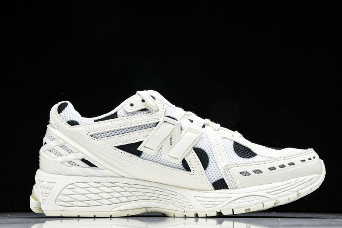 new balance nb-121