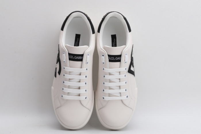 dg  sneakers  dg -053