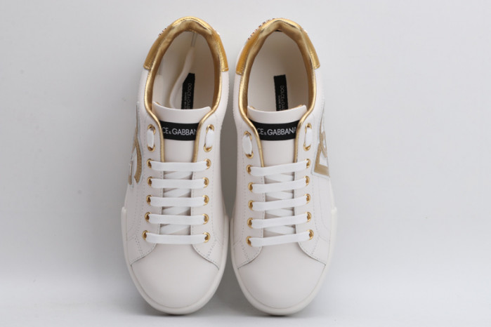 dg  sneakers  dg -051
